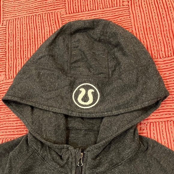 Lululemon Women’s Black Zip-Up Hoodie - Picture 3 of 14